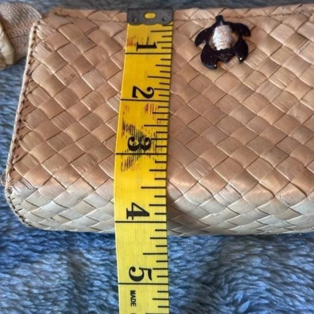 Honu Lauhala Clutch Makeup bag: Pūhala Woven Hawaiian Sea Turtle